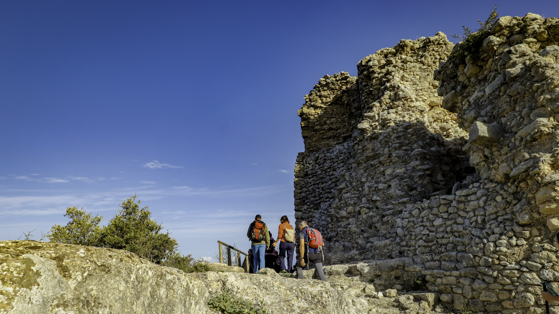 Full day hiking at Margarites valley
