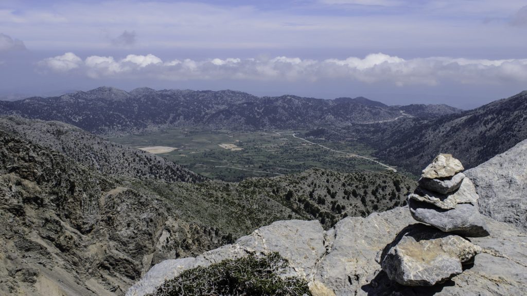 Omalos plateau, hiking in Crete